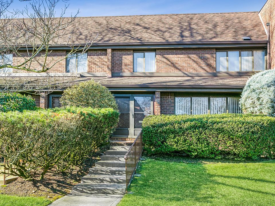 1st image of 62 Acorn Ponds Dr #62