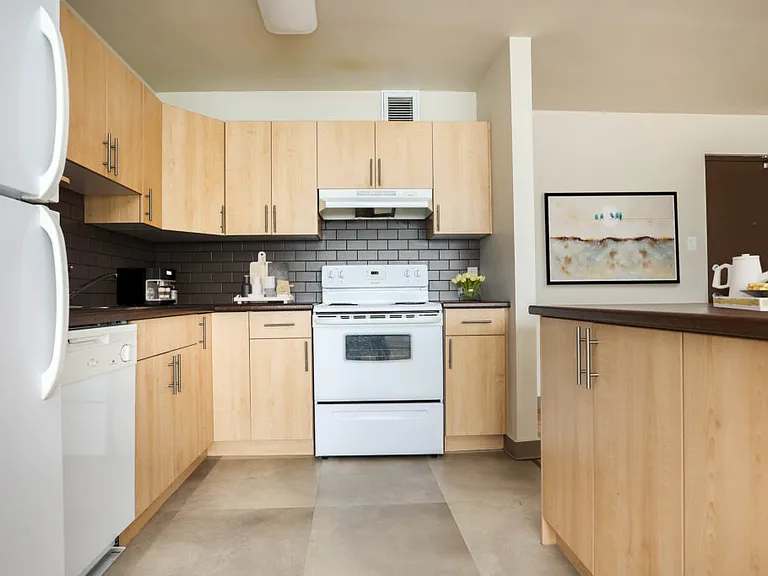 21 Mayfair Pl — Photo 4