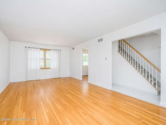 5th image of 44 Duncan St