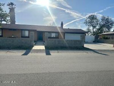 41331 156th St E, Lake Los Angeles, CA, 93535