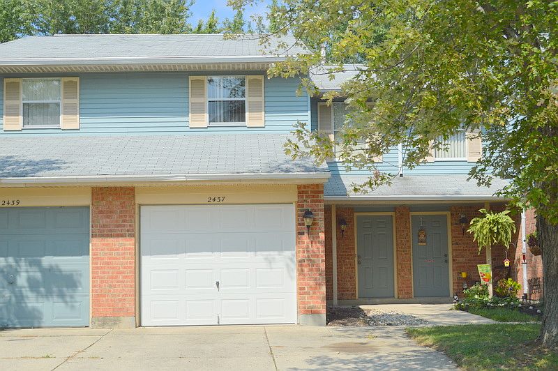 1st image of 2437 Cross Village Dr