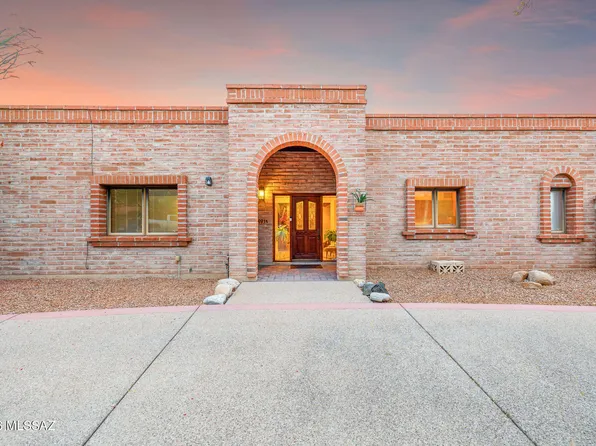 991 E Calle Mariposa, Tucson, AZ 85718