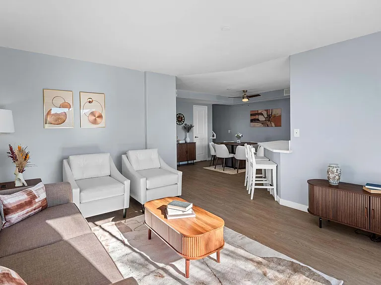 River Ranch Townhomes & Apartments — Photo 109