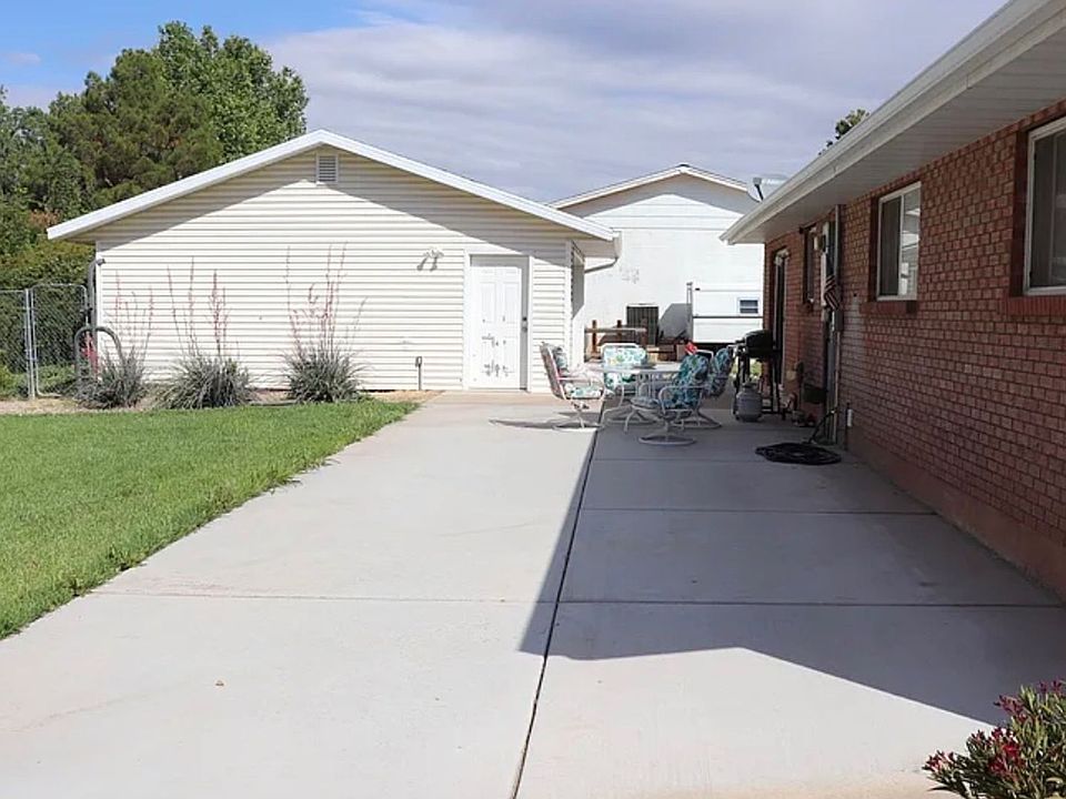 2nd image of 1617 Meadow View Ln