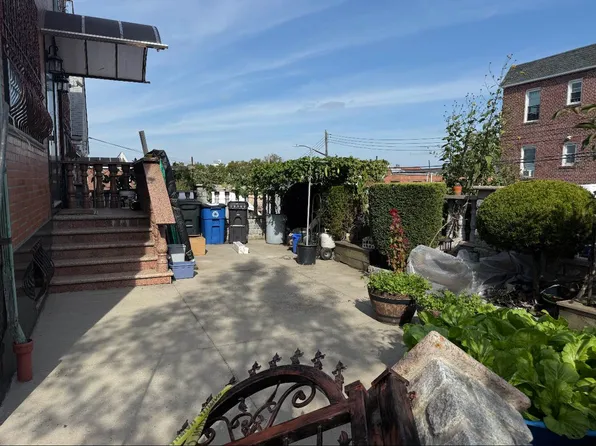 66-21 52nd Road image 11 of 11