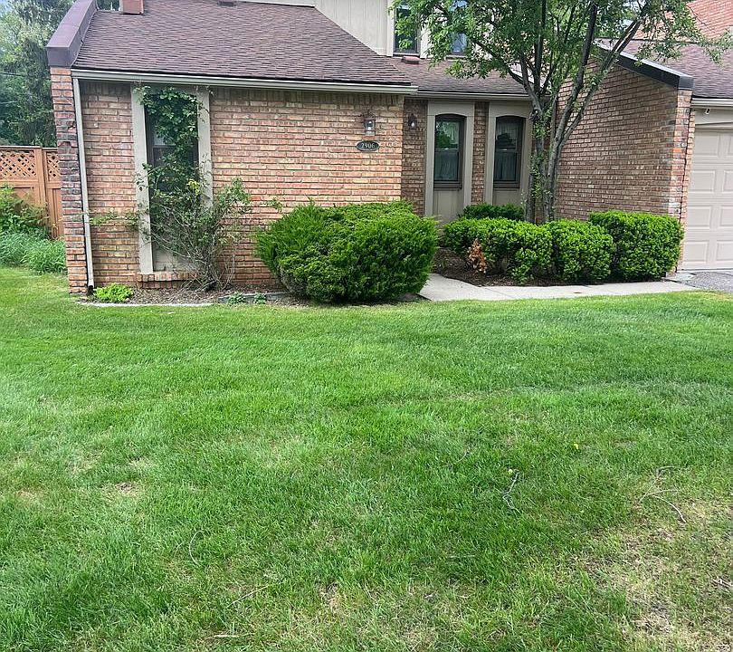 1st image of 2906 Moon Lake Dr