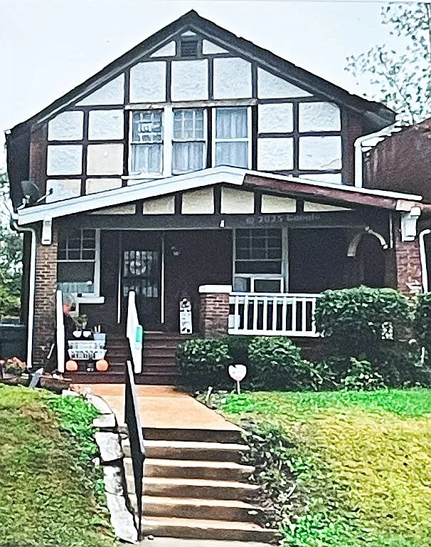 3526 N Taylor Ave photo 1