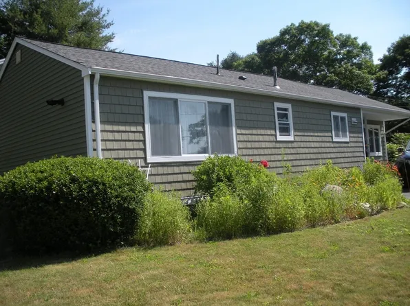 134 Willow St, Stoughton, MA 02072