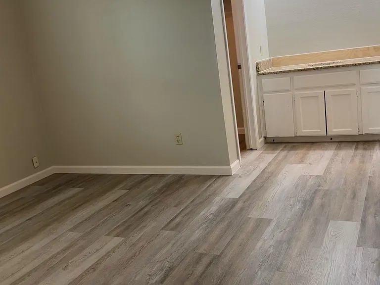 1005 Country Aire Dr #A — Photo 3