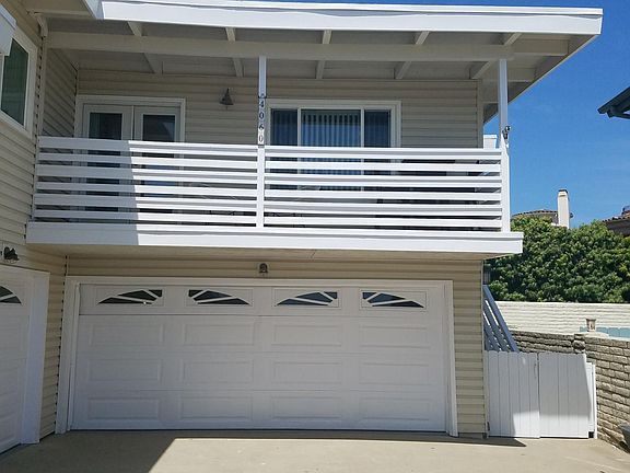 4060 Garfield Street with 2 car garage