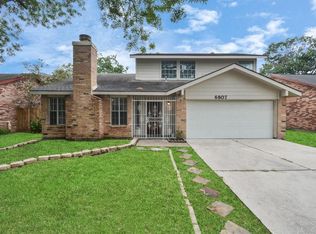 6807 Vickie Springs Ln, Houston, TX 77086