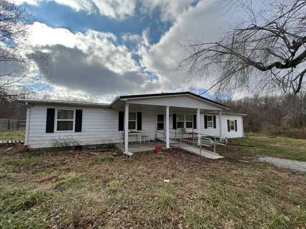 421 Angel Rd, Berea, KY 40403