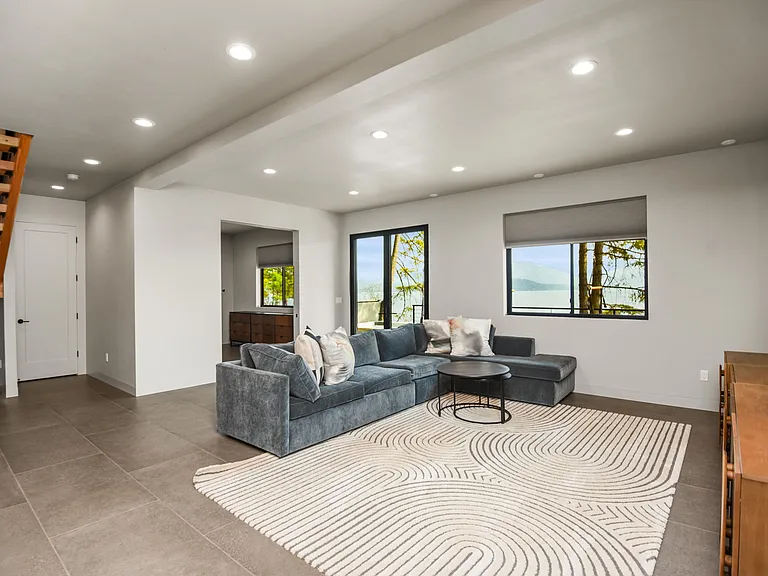 203 W Shoreline Ln — Photo 26