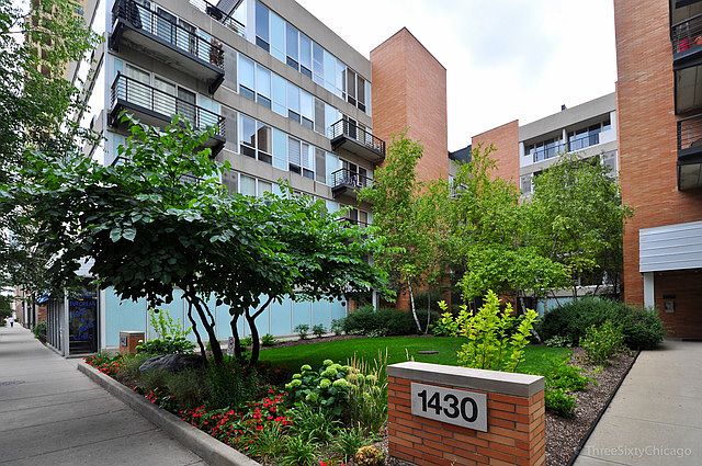 1st image of 1440 S Michigan Ave APT 416