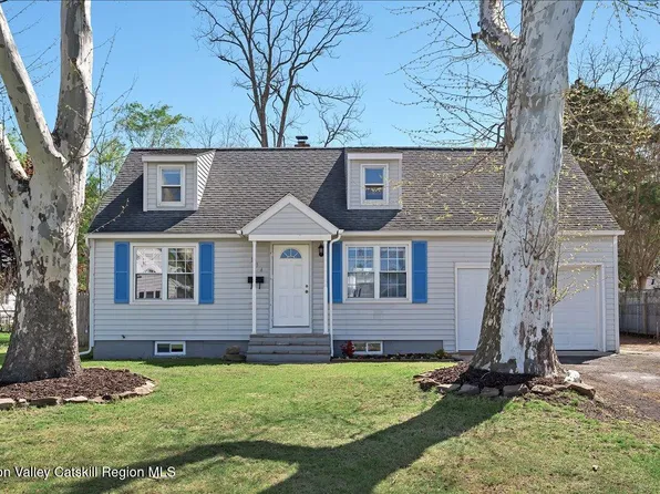 134 Polsin Drive, Rotterdam, NY 12303