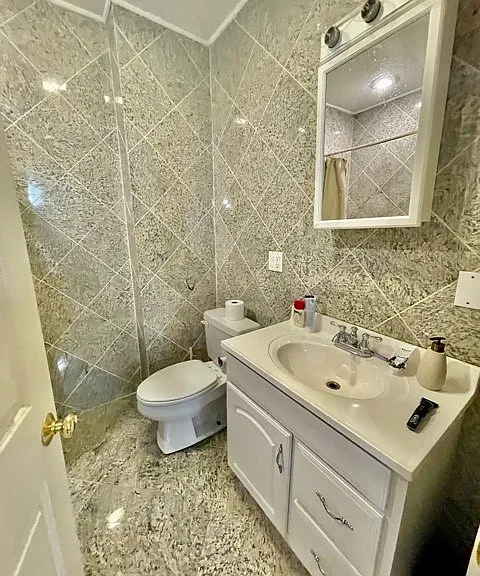 111 Salem St #1 — Photo 13