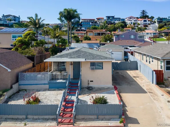 1566 Evergreen St, San Diego, CA 92106