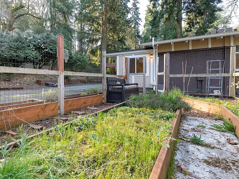 2909 SW Upper Dr — Photo 16