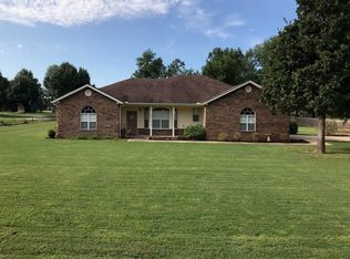215 Foothill Dr, Poteau, OK 74953