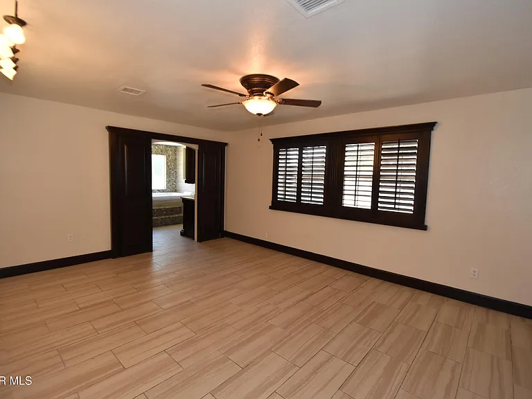 10800 Saigon Dr — Photo 10