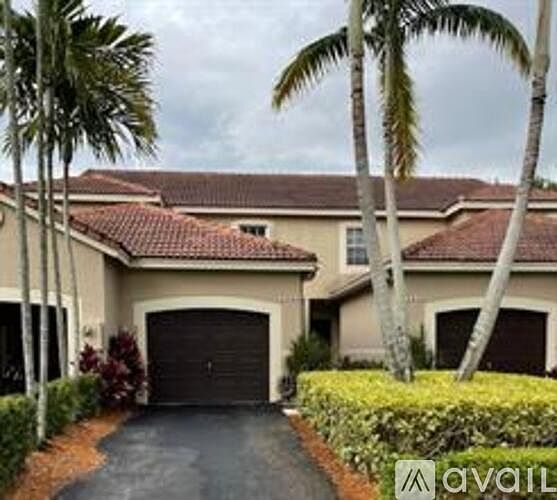 1st image of 1040 Sorrento Dr #1040