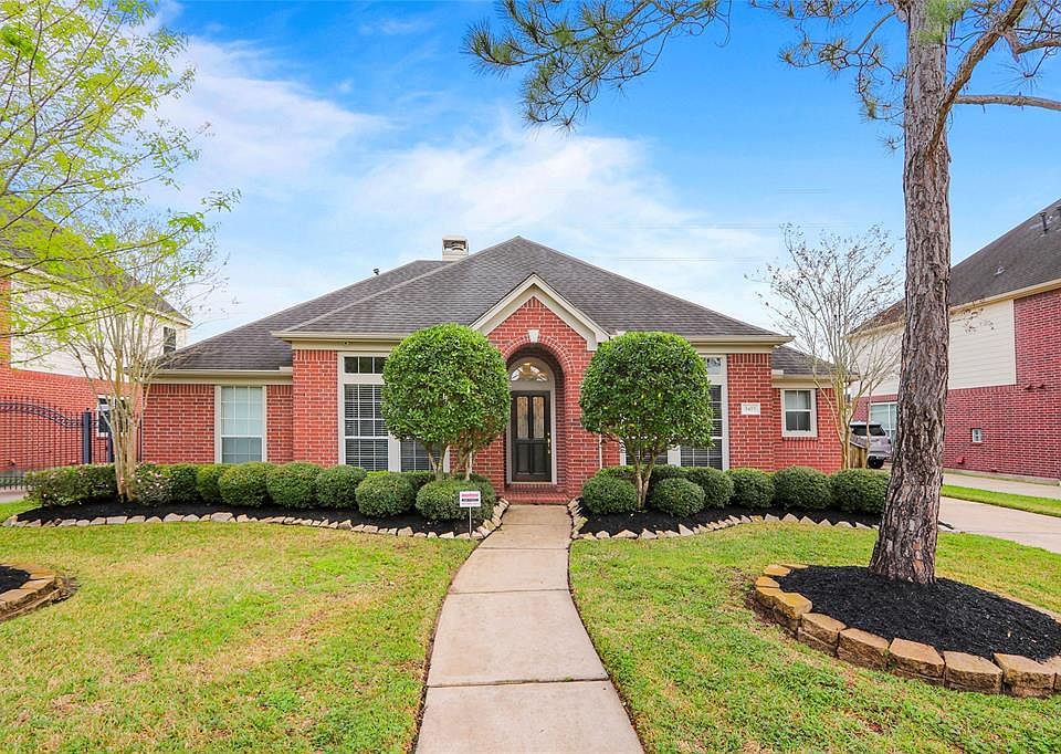 1st image of 3415 Lawson Dr