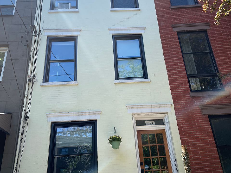 1st image of 212 Garden St Floor 2