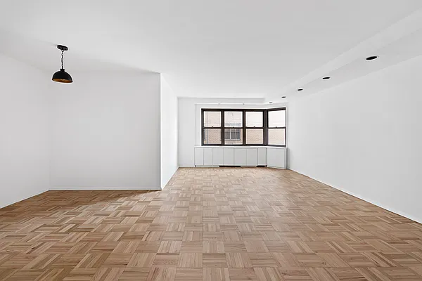 Sold by Compass | media 20