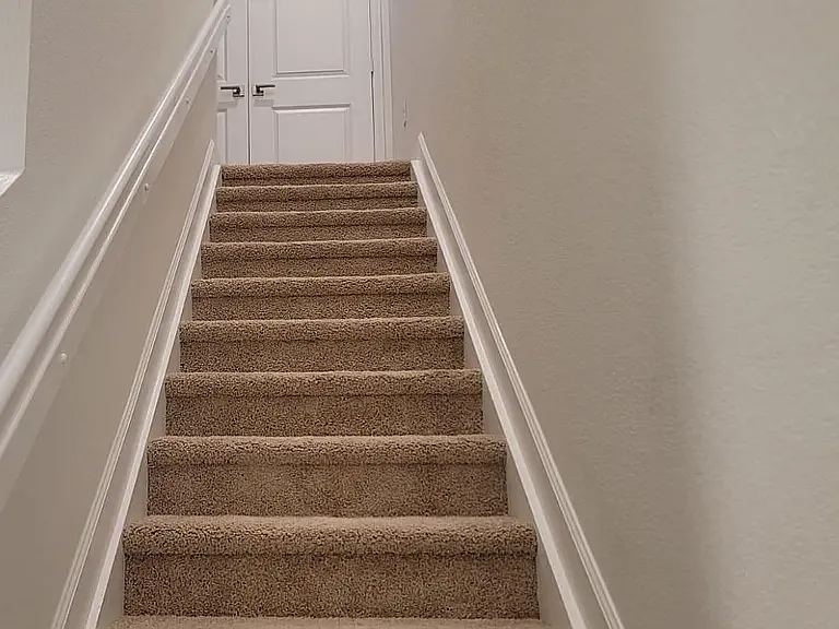 3 bed, 2.5 bath, 1446 sqft, $2,400 — Photo 4