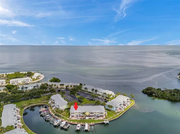 5257 Beach Dr SE APT D, Saint Petersburg, FL 33705