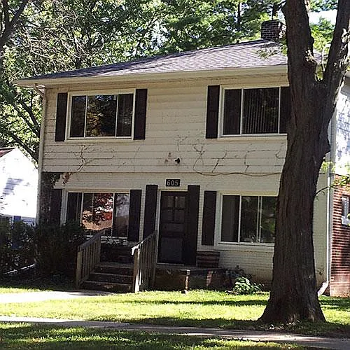 605 W Hoover Ave #1 — Photo 1