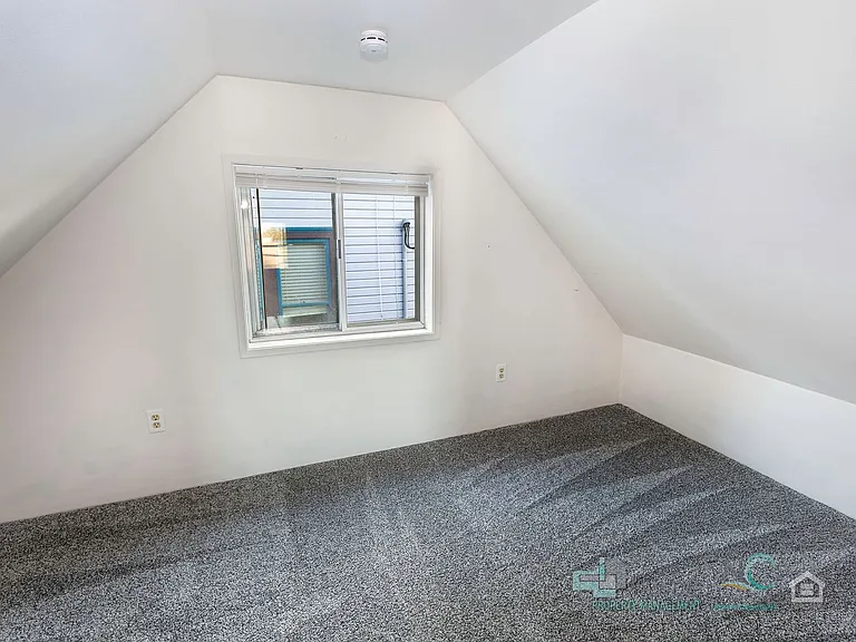 301 Alameda Ave — Photo 34