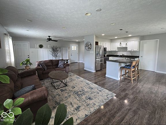 5th image of 8401 Culpeper Dr