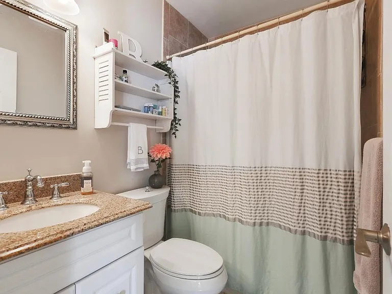 15570 Traverser Ct — Photo 15