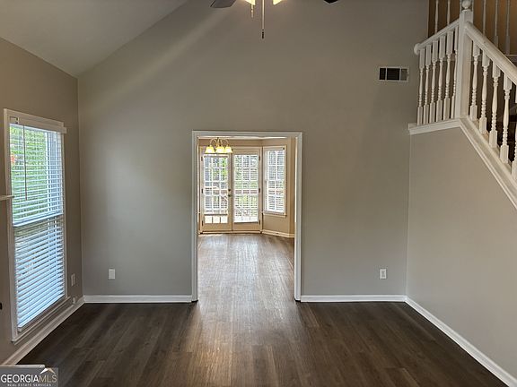 4th image of 4390 Pinewalk Dr