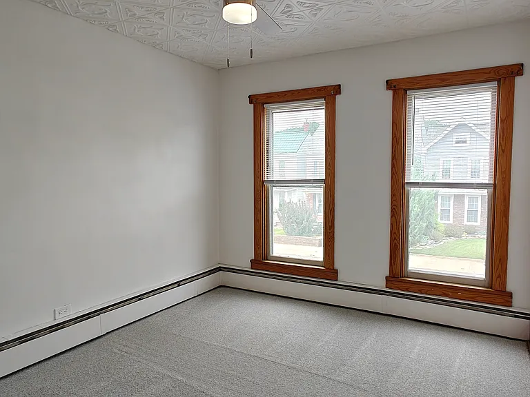 118 Shaw Ave — Photo 20
