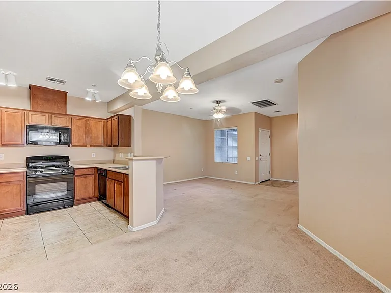 6868 Sky Pointe Dr #2115 — Photo 8
