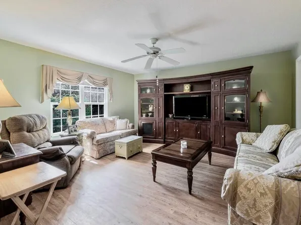 1915 Westminster Circle #2, Vero Beach, FL 32966
