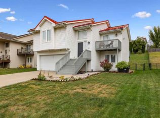 1731 Parkway Dr, Coralville, IA 52241