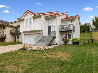 1731 Parkway Dr, Coralville, IA, 52241