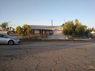 26072 Orange St, Taft, CA 93268