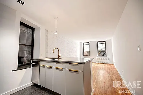 35 Grove St #5A Photo 1