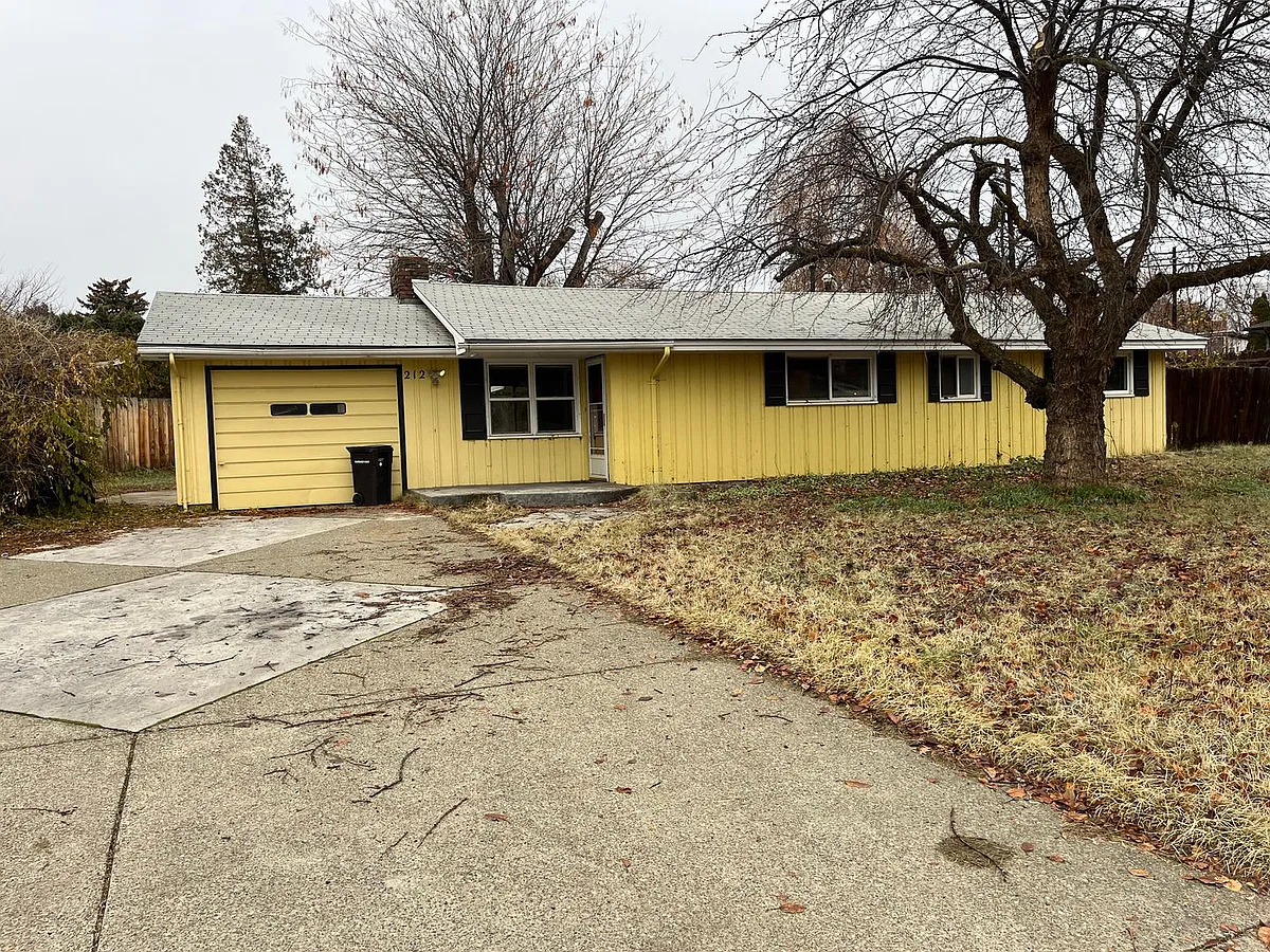 Building Photo - 212 Westover Dr