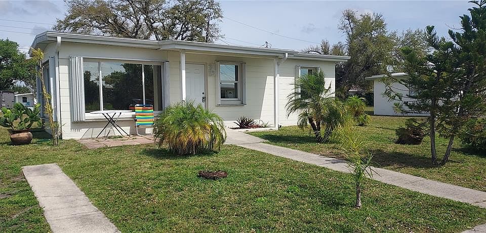 1st image of 21034 BERSELL AVENUE