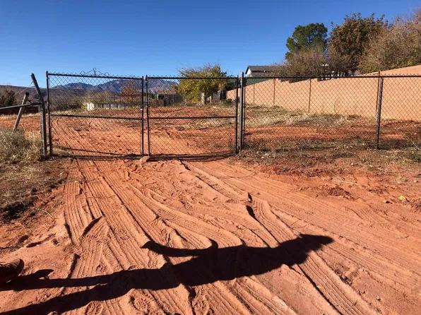 277 N Main St, Ivins, UT 84738
