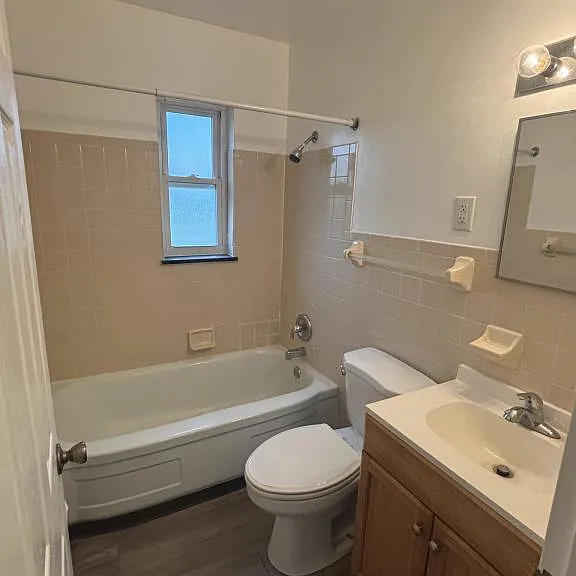 618 Jefferson St — Photo 10