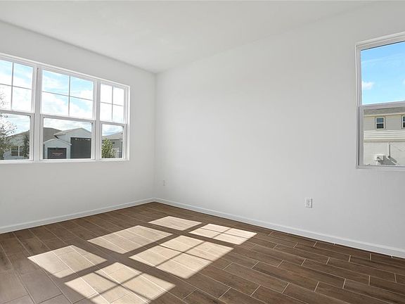 3rd image of 1265 Daisy Hill Ave