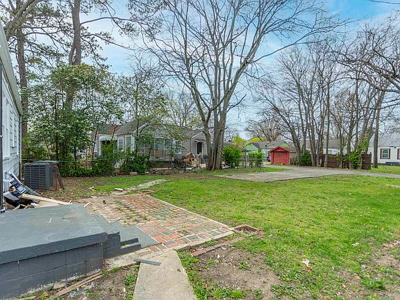 5th image of 2600 Avenue L