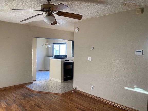 3rd image of 1725 Quillian Ave