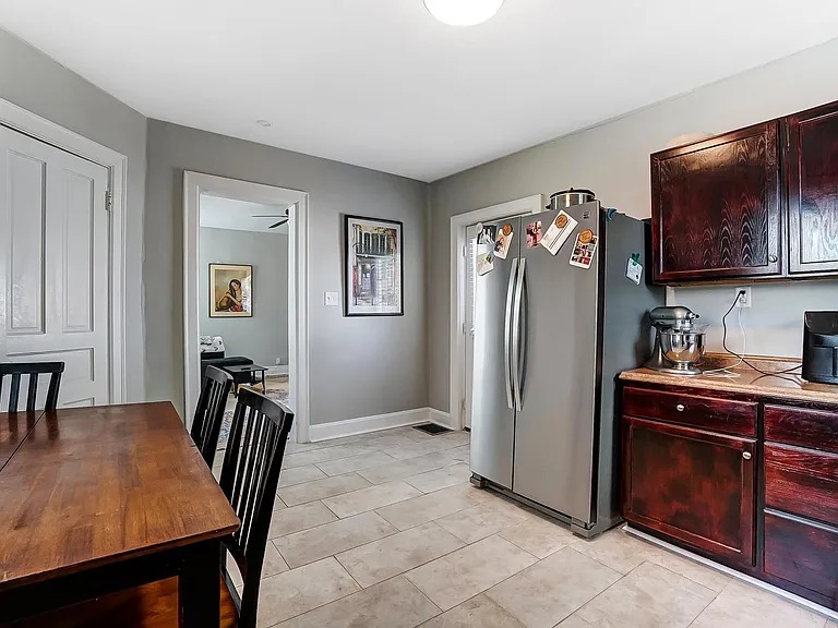 2546 Ingleside Ave #2 — Photo 14